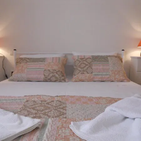Beach 2 Bedroom With Sea View *